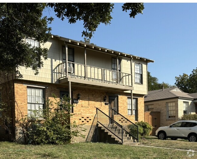 Building Photo - 512 N Oak Cliff Blvd Unit 512 Rental