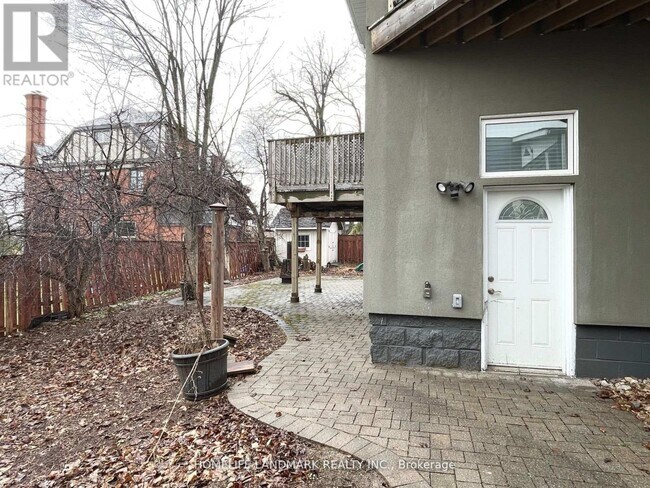 Photo - 119 Blake St