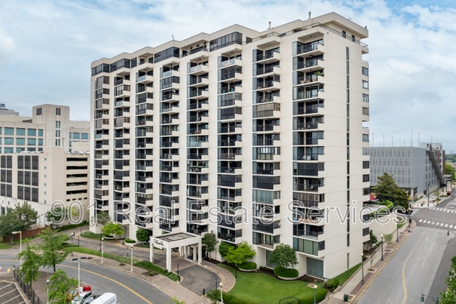 Photo - 200 Wagner Pl