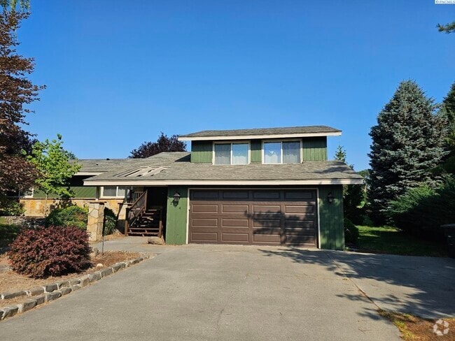 Building Photo - On the Golf Course at Meadow Springs Count... Rental