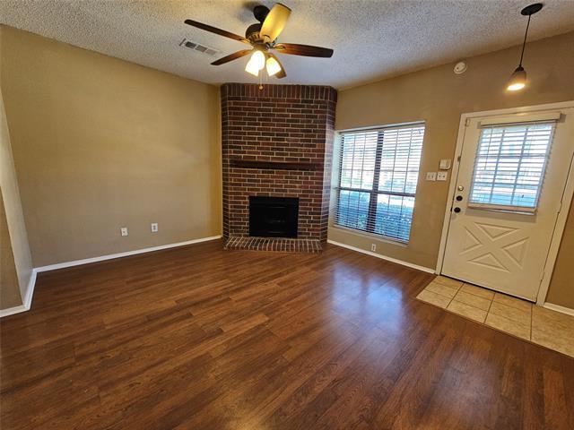 Photo - 202 Samuel Blvd