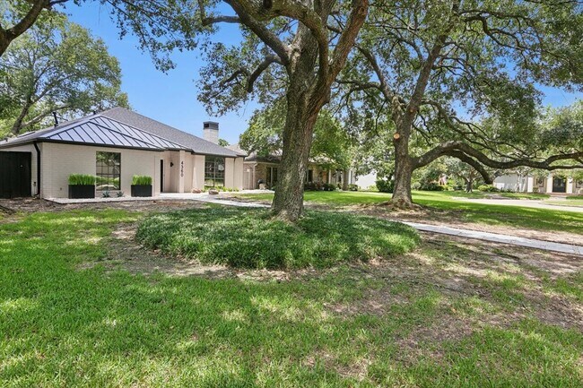 Photo - 4360 Thomas Ln House