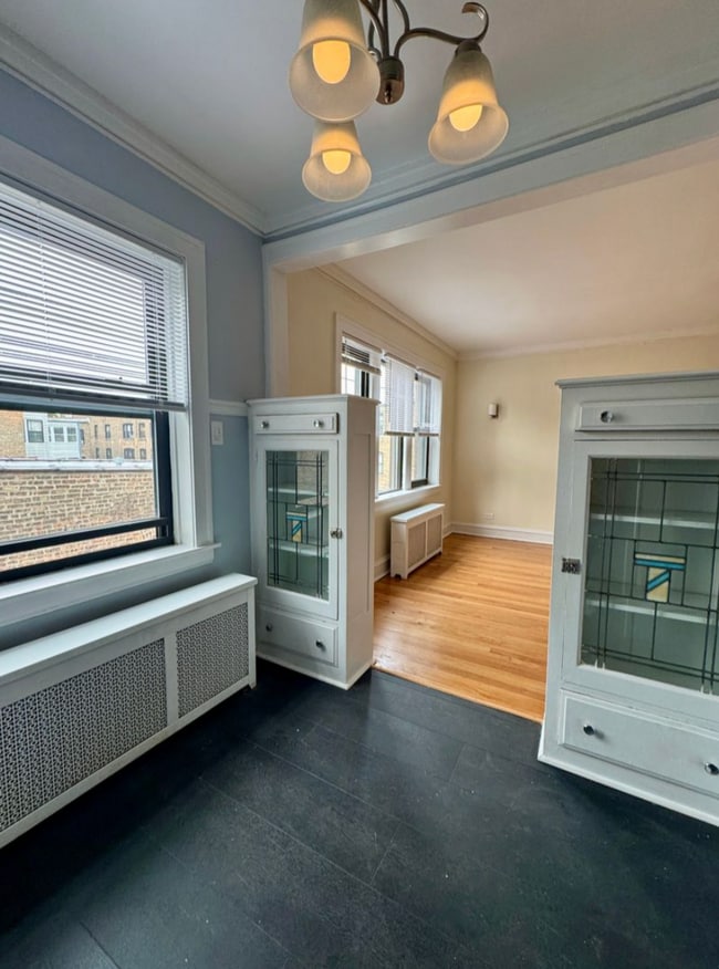 Photo - 2420 W Lunt Ave Unit #3E