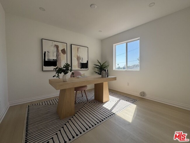 Photo - 3917 Dwiggins St