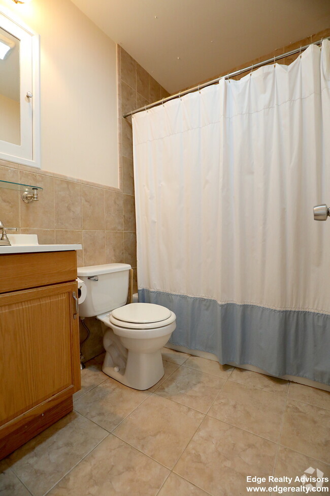 Building Photo - 5 Delaware Pl Rental