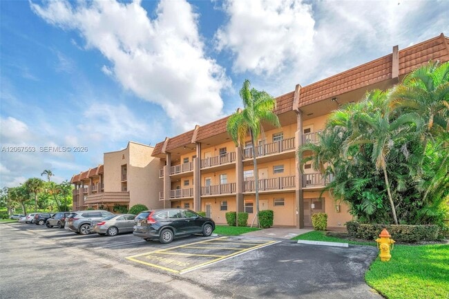 Photo - 6550 Royal Palm Blvd Unidad 108A