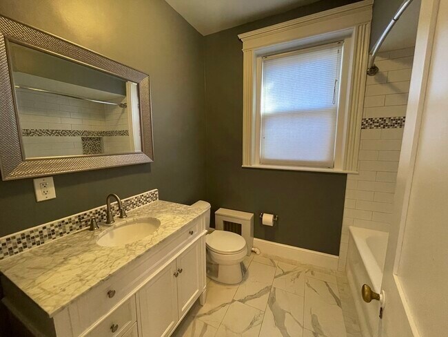 Photo - 25 Stearns Rd Unidad 4