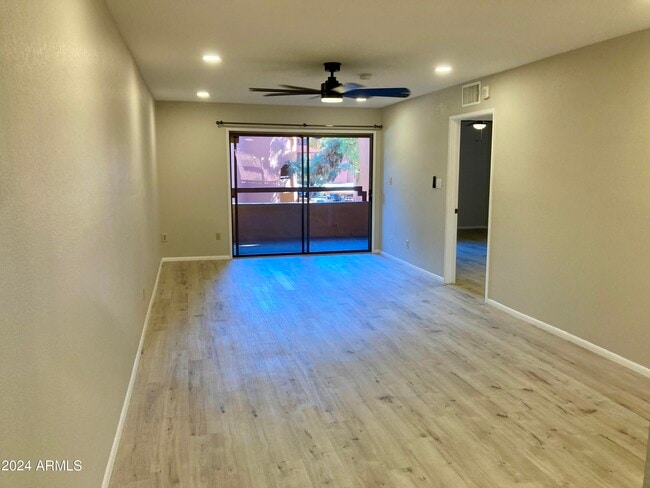 Photo - 12222 N Paradise Village Pkwy W Unit 213