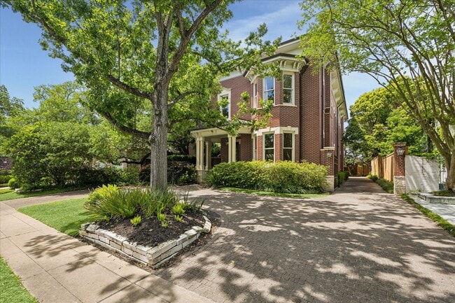 Building Photo - 2368 Timber Ln