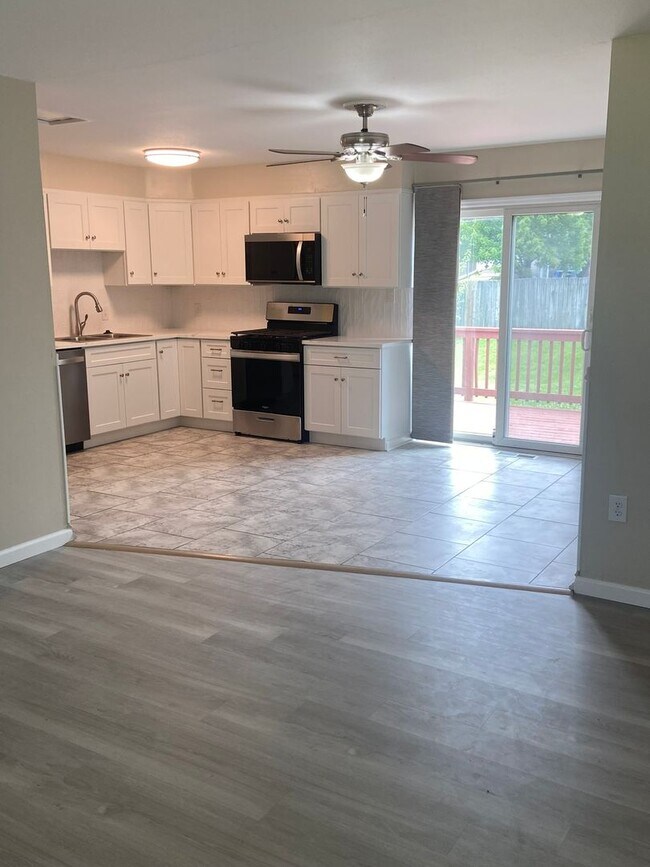 Photo - For Rent: Charming 3 Bedroom, 2 Bath Single-Family Home in St. Louis Monthly Rent: $1,950 (2 year...
