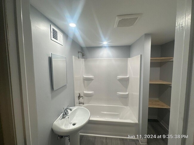 Photo - 618 Meadow Ave