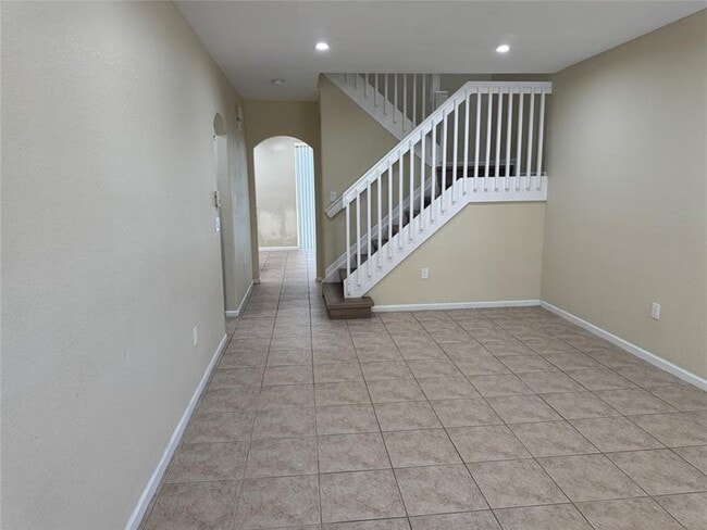 Building Photo - 8531 SW 25th Ct Rental