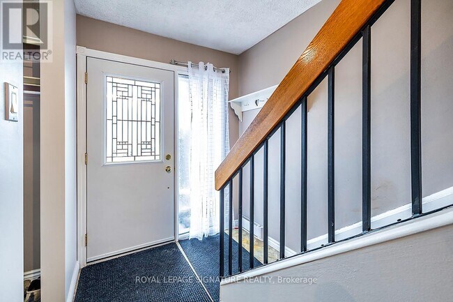 Photo - 2 Paradise Blvd