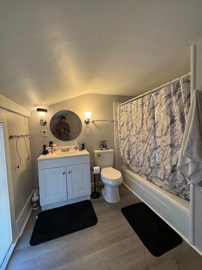 232 Cuyler St Unit 2