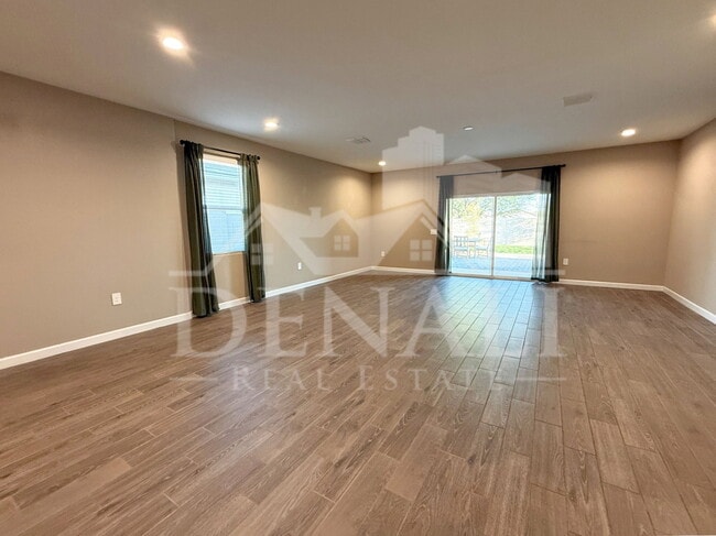 Photo - 1053 E Horro Rd