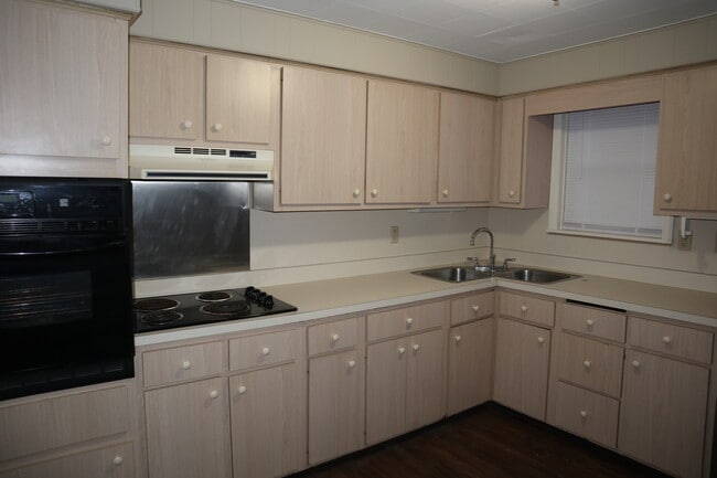 Photo - 523 East St Unidad 523