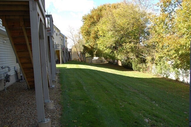 Photo - 1005 Middlesex St