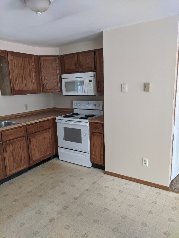 Photo - 89 Jack's Dr Unit 2