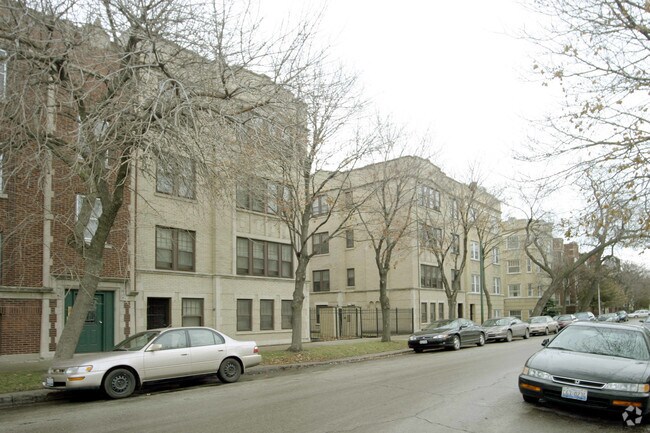 1436-40 W. Thorndale