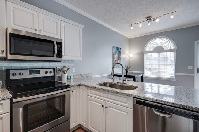 Photo - 617 Spence Enclave Way