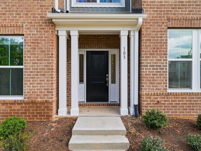 Photo - 103 Frosted Iris Ln