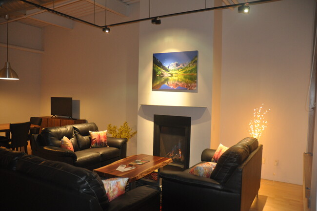Photo - 231 Robinson St Condo Unit #330