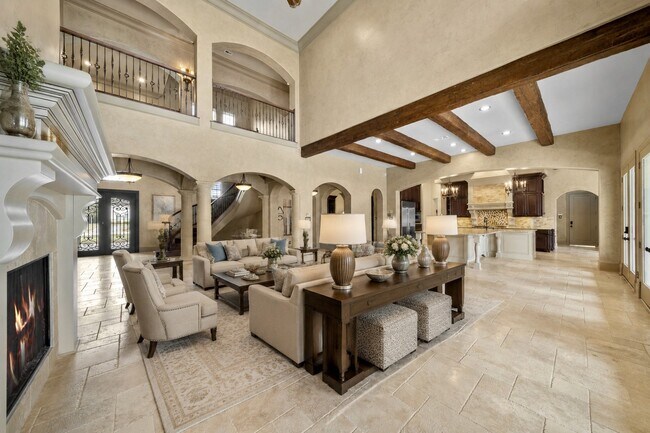 Photo - 2102 Countryshire Ln