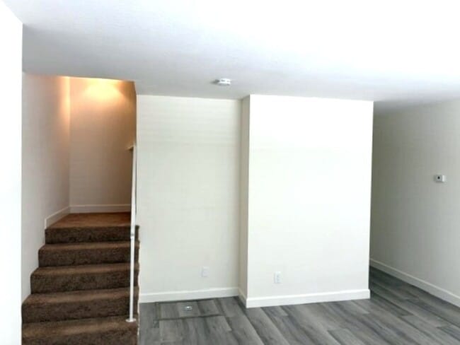 Photo - 1732 Noranda Dr Unit 4