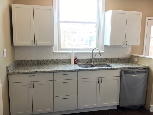 Kitchen - 2389 N 4th St Unit 2389