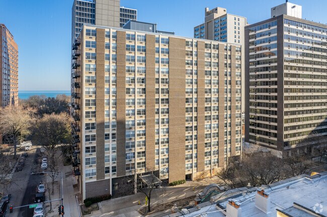 Photo - The Commodore