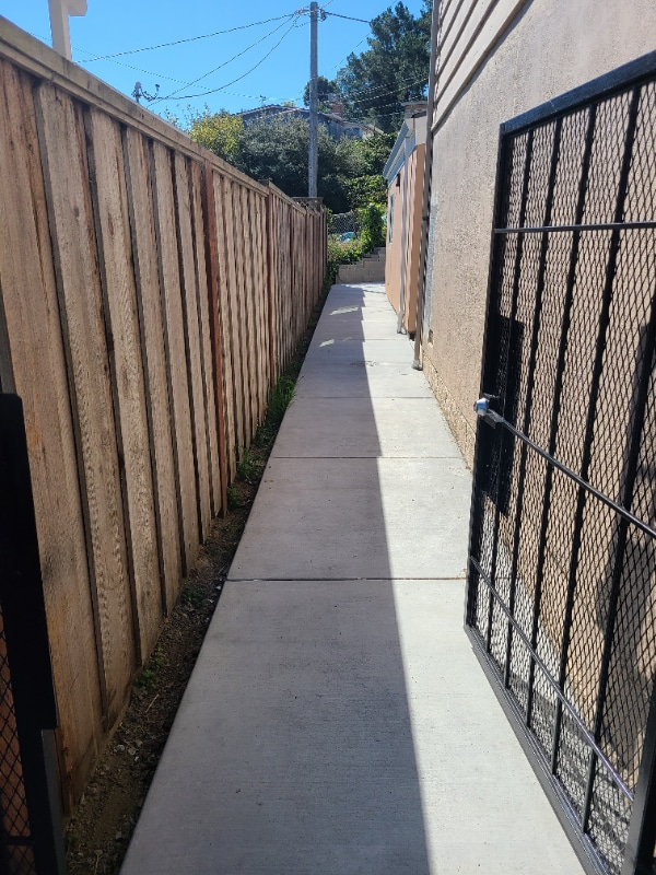 Photo - 2661 Valleywood Dr