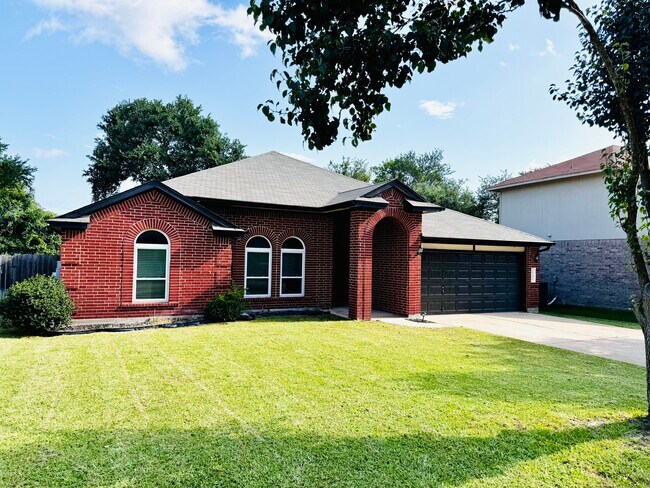 Photo - 1731 Warwick Way Casa