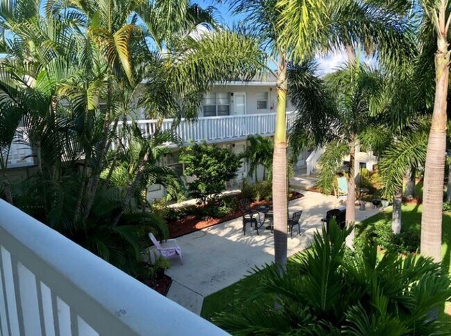 Photo - 225 Ocean Breeze Lake Worth, FL 33460