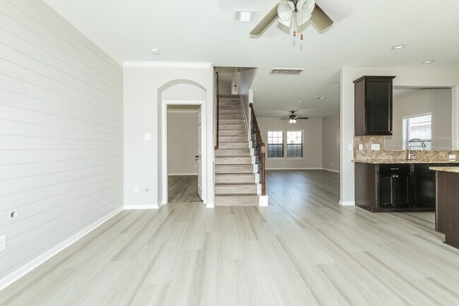 Photo - 23011 Black Mountain Ash Ct