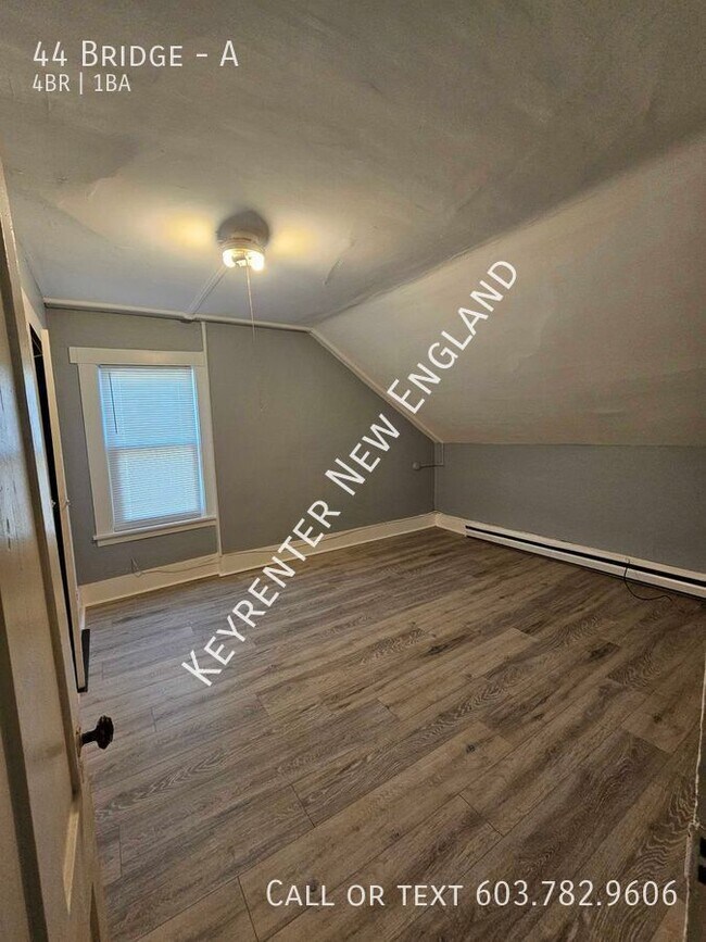 Photo - 4 Bedroom Apartment in Hillsboro Unit A