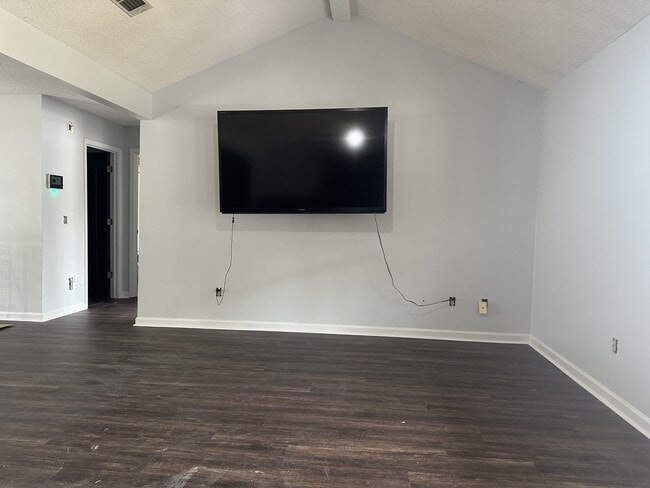 Photo - 1333 Loblolly Dr