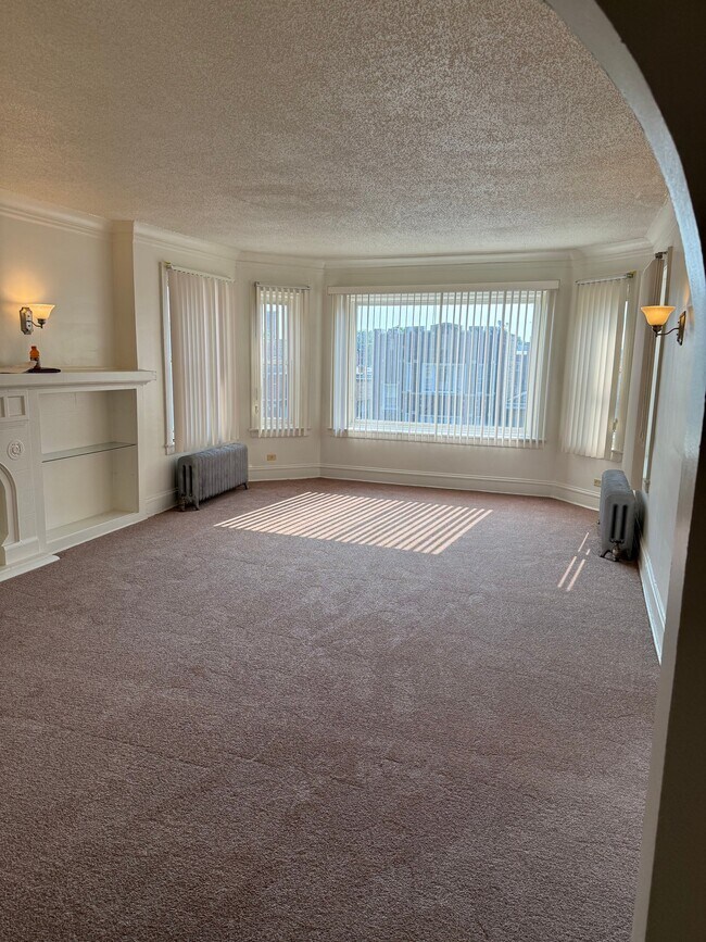 Photo - 8220 S Langley Ave Unit 3rd Floor