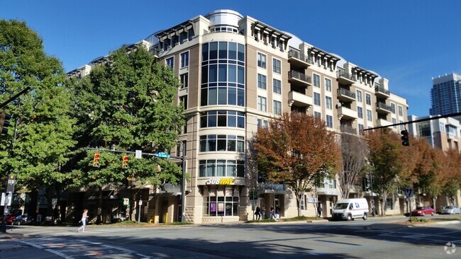 Building Photo - Delightful 2 Bedroom 2 Bath Condo Downtown... Unit 403