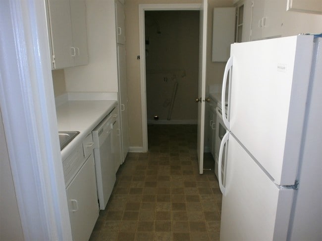 The Charleston Standard Unit-Kitchen to Laundry - Richland Terrace Apartments