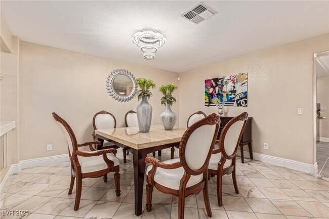 Photo - 9523 Coral Bell Ct