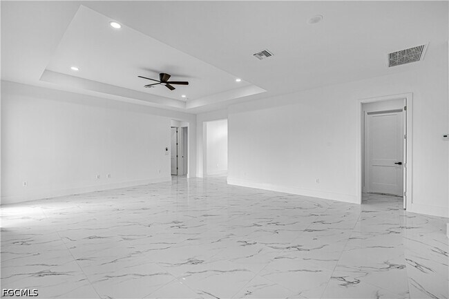 Photo - 1633 NW 31st Pl