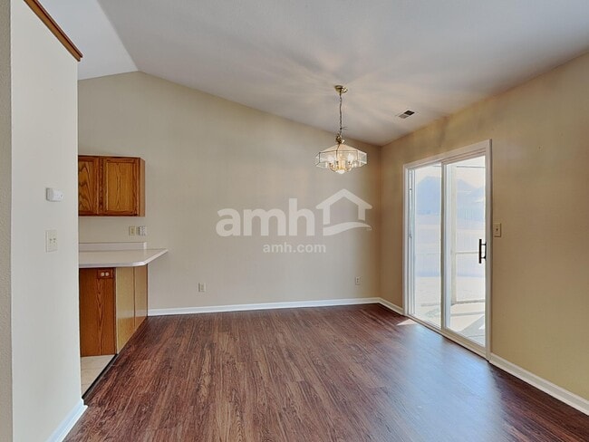 Photo - 7215 Kidwell Dr