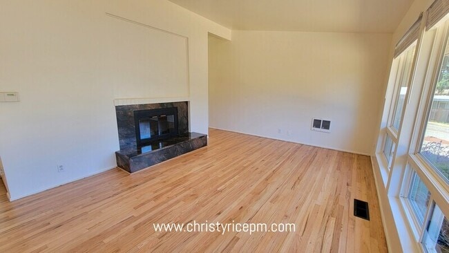 Photo - 12051 SE 42nd St