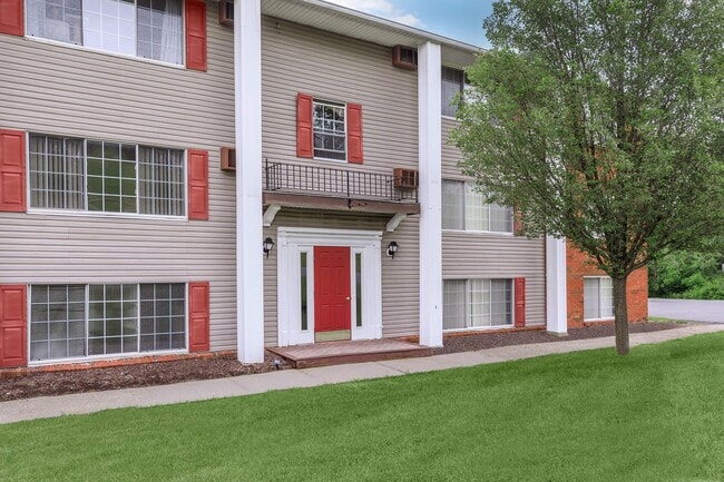 Candlewyck Park Apartments