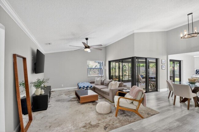 Photo - 1630 NW 22nd Ave