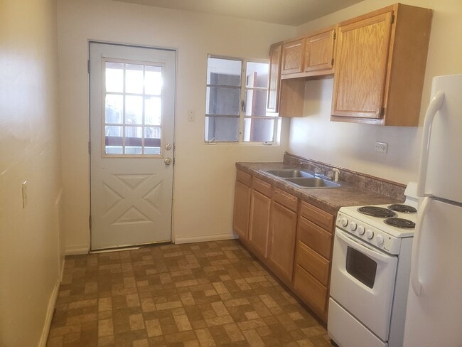 Photo - 1302 Michigan Ave Unit 1302