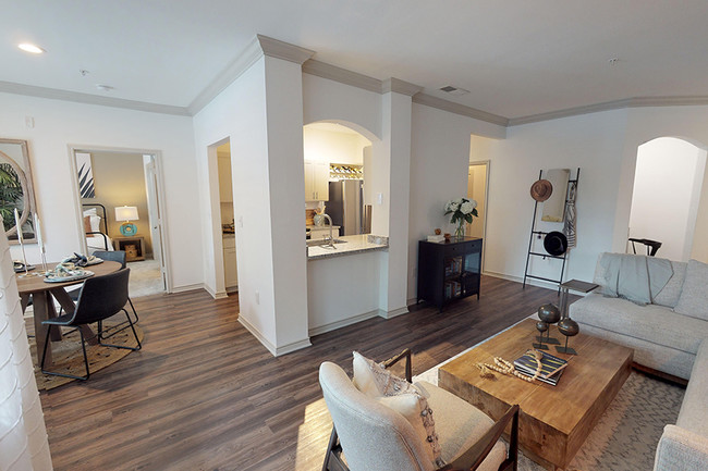 Large, open layouts - Promenade Park Apartments