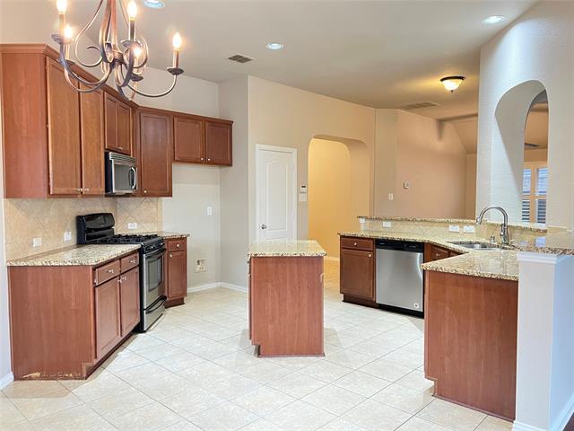 Photo - 505 Maverick Dr