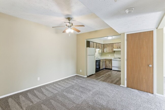 Winding Brook Apartments