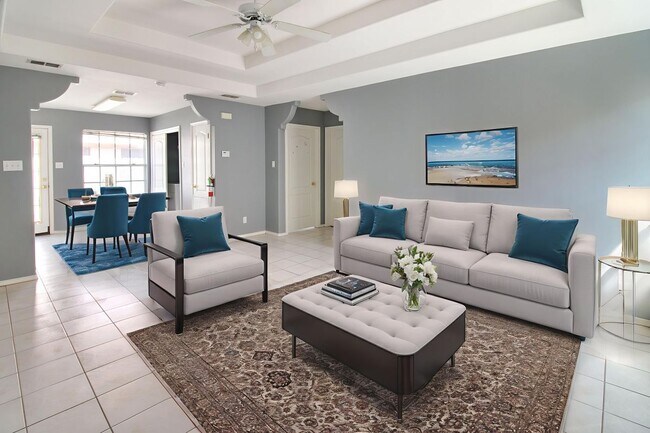 Photo - 2405 Redbud Ave